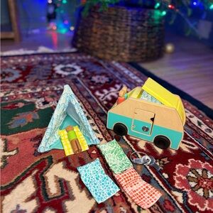 LOVEVERY Wooden Toy Set with Camper and Tent